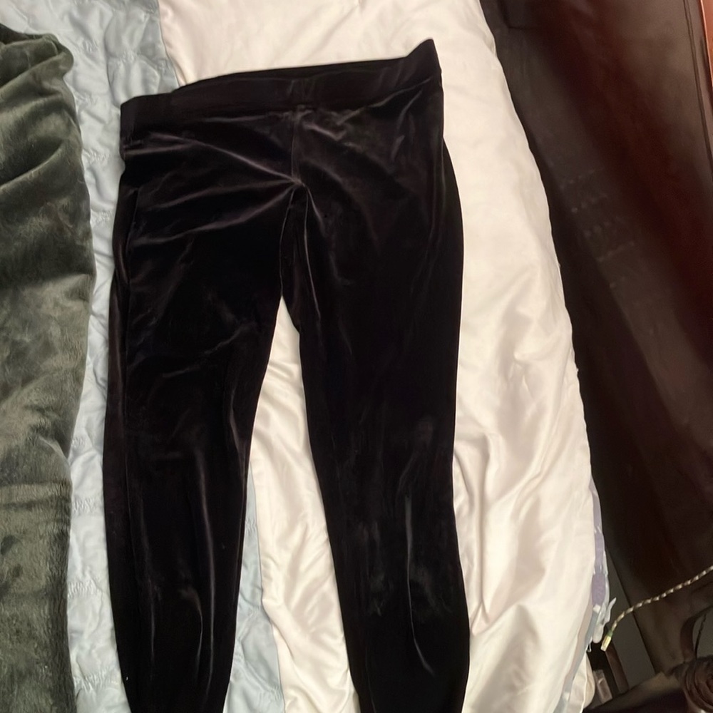 Black velvet pants by Express. L